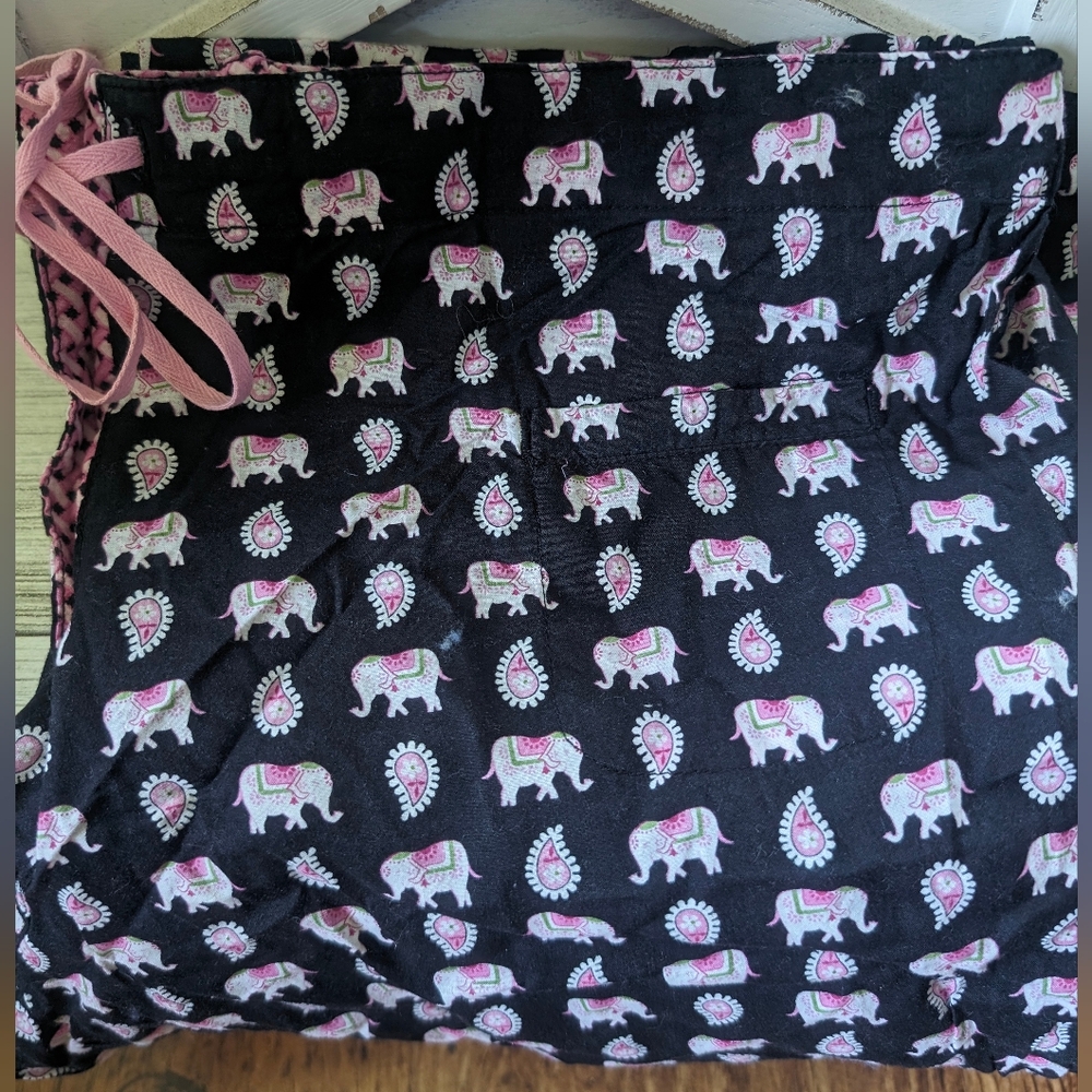 Vera Bradley Pink Elephant Sleep Pants Medium Rare like New